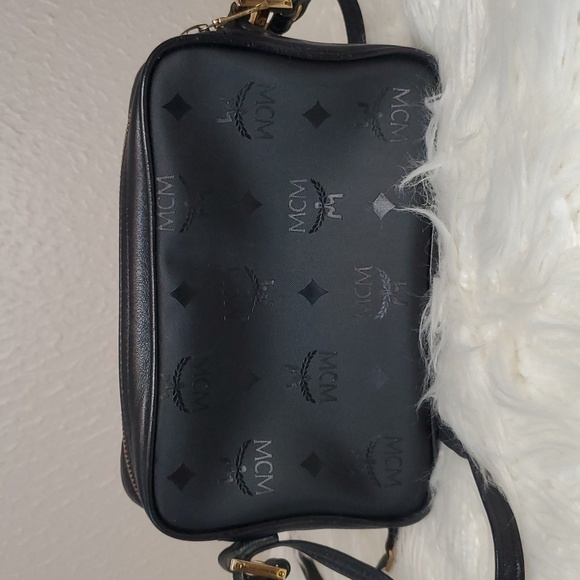 Vintage MCM Crossbody - Picture 3 of 12
